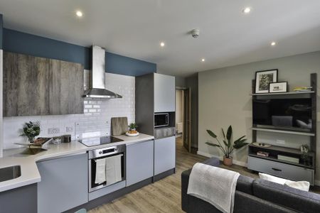 1 bedroom in a flat share to rent - Photo 3