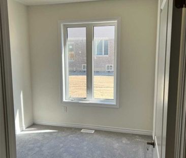 For Lease - 33 Bannister Road Unit# MAIN, Barrie, Ontario - Photo 4