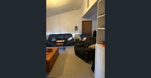 3 bedroom, 2 bathroom home for rent! - Photo 1