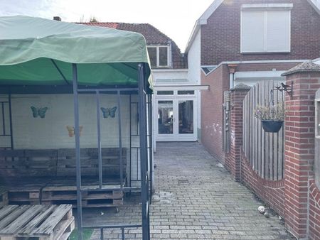 Te huur: Huis Borneostraat in Tilburg - Photo 3