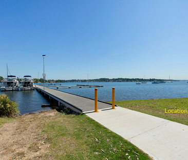 UNIQUE GARDEN OASIS - 3 BEDROOM HOME WITH STUDIO & LAKE VIEWS - Photo 2