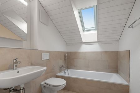 moderne 3.5 Zimmerwohnung zu vermieten - Foto 4