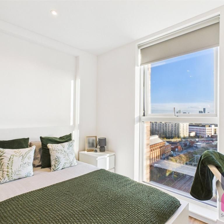 Studio to rent - Photo 1