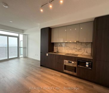 8 Interchange Way #5803 - Photo 6