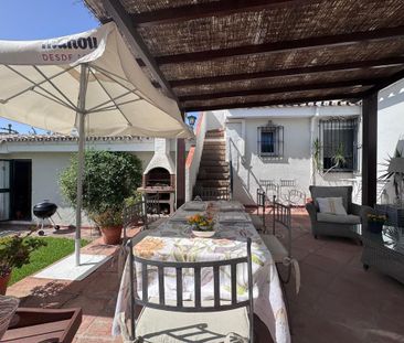 4 room luxury Villa for rent in Fuengirola, Spain - Photo 6