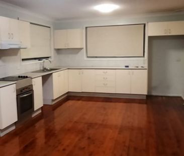 Home For Rent - Photo 5