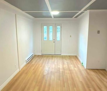 11166 80 Avenue, Delta - Photo 3