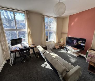 2 bedroom duplex to rent - Photo 3