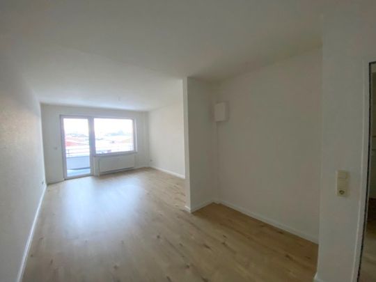 BRUNSBÜTTEL: 1 Kaltmiete sparen! 2-Zimmer-Whg. mit Balkon im 2.OG (NUR MIT WOHNBERECHTIGUNGSSCHEIN) - Foto 1
