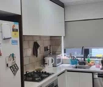 3 Bedroom + 2 Bathrooms Townhouse - Photo 5