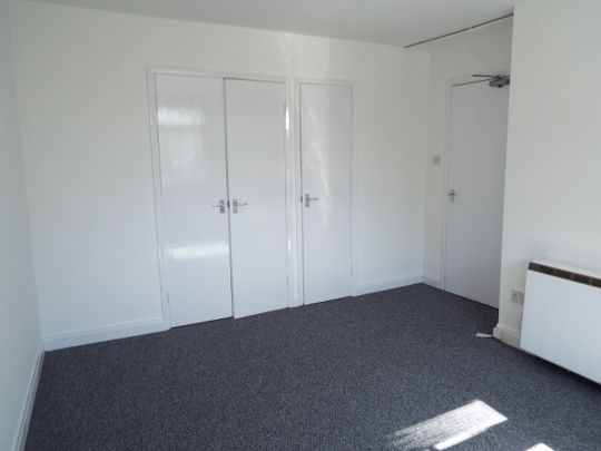 Market Place, Uttoxeter - Photo 1