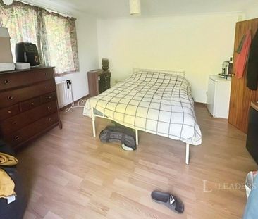 2 bedroom bungalow to rent - Photo 4
