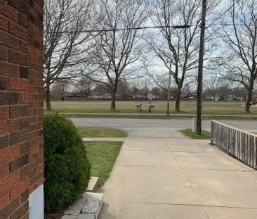 448 Grantham Avenue #basement - Photo 1