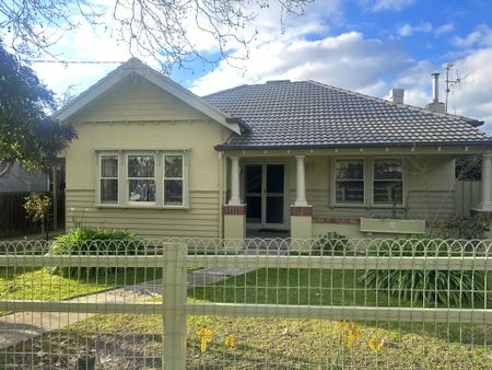 12 Hallam Street Flora Hill VIC - Photo 3