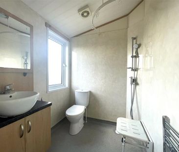 2 bedroom bungalow to rent - Photo 6