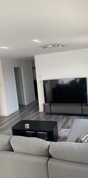 2 Chambres à Coucher Appartement à Louer - Photo 1