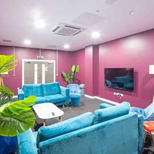 Gold Studio - Photo 1