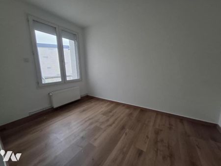 Maison semi-mitoyenne, une chambre, cour - Photo 2