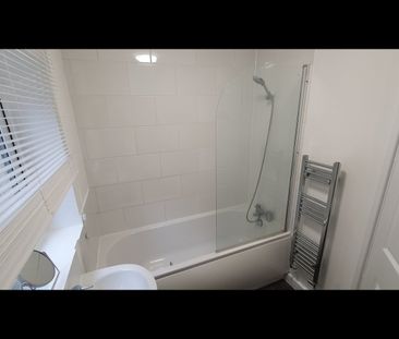 1 Bed Flat, Lewes Road, BN2 - Photo 5