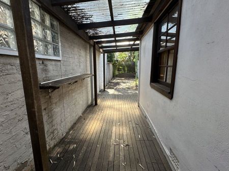 7 Rochford Street, Erskineville NSW 2043 - House For Rent | Domain - Photo 2