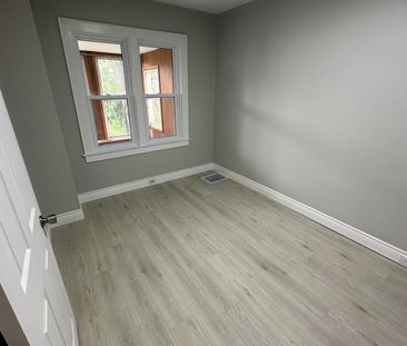 For Lease - 437 Charlotte Street Unit# Upper, London East, Ontario - Photo 5