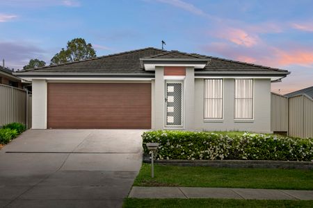 19 Koombool Avenue, Maryland NSW 2287 - House For Rent | Domain - Photo 2