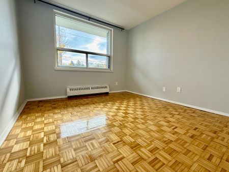 For Lease - 363 Lakeshore Road Unit# 208, Mississauga, Ontario - Photo 5