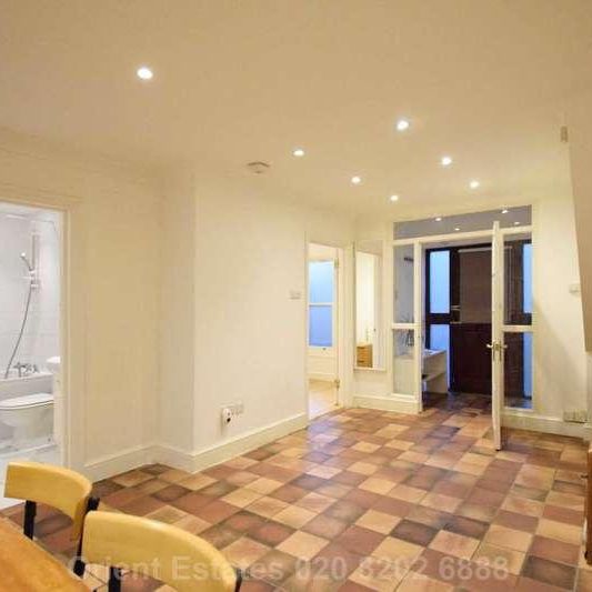 Victoria Mews, Kilburn, NW6 - Photo 1