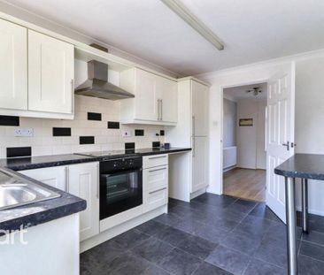 3 bedroom terraced house to rent - Photo 4