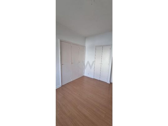 4 room luxury Apartment for rent in Lisbon - Photo 1