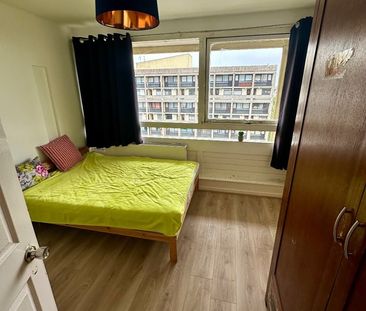 Room in a Shared Flat, Dunbridge House, SW15 - Photo 4