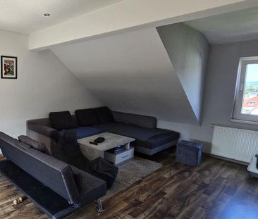 Dachterrasse mit Stadtkulisse - Foto 2