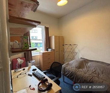 5 bedroom flat to rent - Photo 3