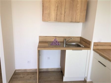 Résidence de standing, Les Salins d'Hyères , appartement dernier étage. - Photo 5