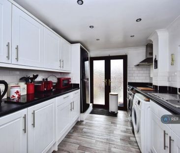 2 bedroom terraced house to rent - Photo 5