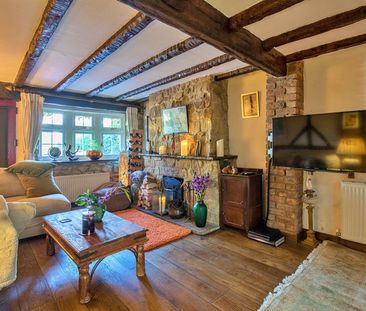 High Street - Photo 1