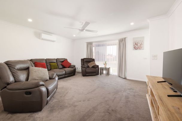 49 Kingfisher Drive - Photo 1