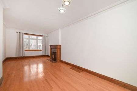 For Lease - 27 Cranbrooke Avenue, Toronto, Ontario - Photo 5