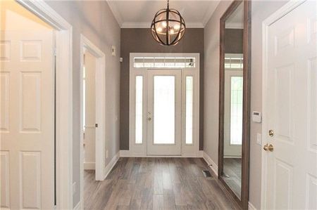 For Lease - 406 Morley Cook Crescent, Newmarket, Ontario - Photo 3