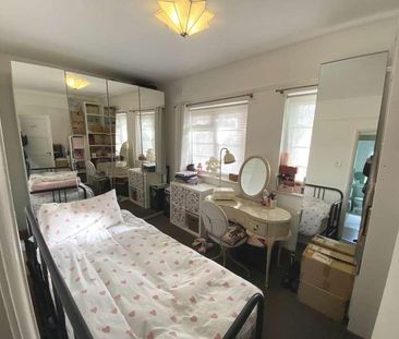 Shakespeare Road, London, NW7 - Photo 5