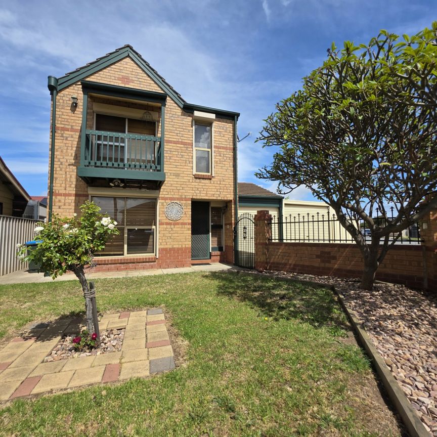 Spacious and Secure Living - Photo 1