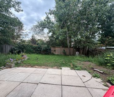 For Lease - 77 Fox Run Unit# Bsmt, Barrie, Ontario - Photo 6