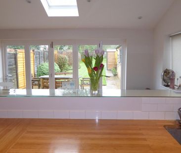 3 bedroom semi-detached house to rent - Photo 5