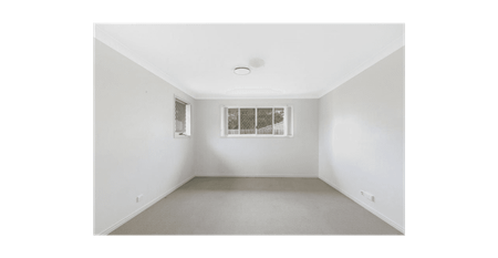 Modern Four-Bedroom Home - Photo 2