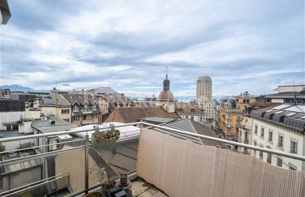 Reprise de bail – 2.5 pièces, Lausanne (Place St Laurent) pour 1er décembre 2 - Photo 1