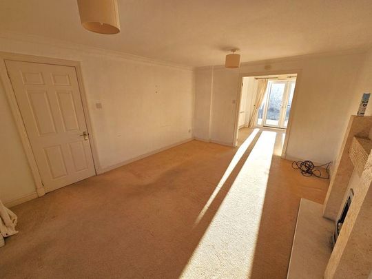 4 bedroom detached house to rent - Photo 1