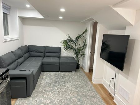 For Lease - 9 Hager Creek Terrace Unit# Basement, Hamilton, Ontario - Photo 3