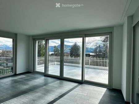 Exklusive 4.5 bis 5-Zimmer-Maisonettewohnung in einem 2-Fam. Haus mit einmaliger See- und Bergsicht - Photo 2