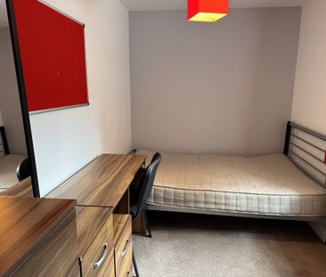 Siward Street, Hull Road - P1875 - Photo 3