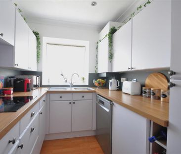 1 bedroom flat to rent - Photo 6
